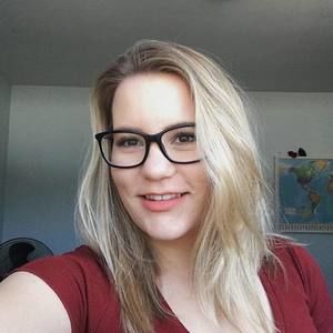 Meet your Posher, Lorena